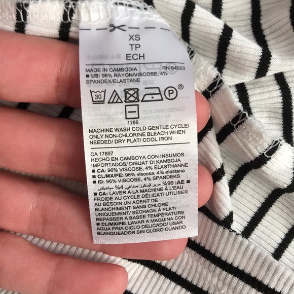 NWOT off the shoulder sun dress - Picture 3 of 3